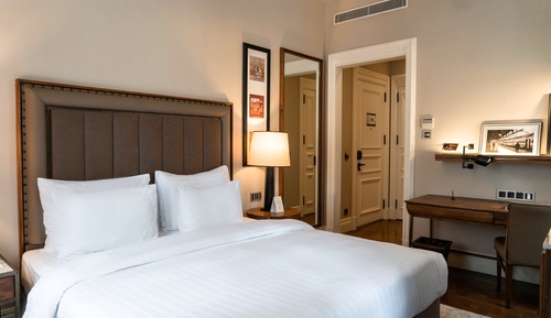 Superior Room, 1 King Bed
