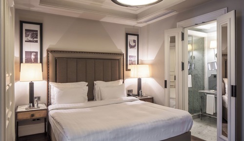 Executive Suite, Multiple Beds