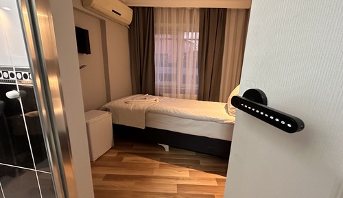 Single Room