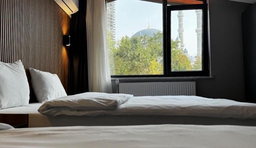 Exclusive Triple Room, Multiple Beds, Non Smoking, City View