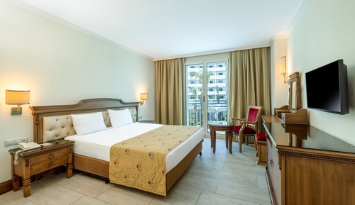 Economy Room