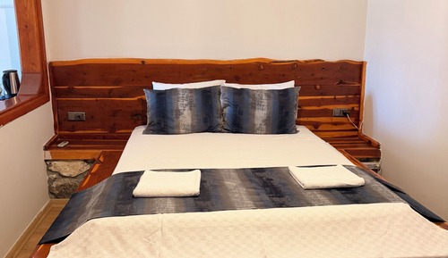 Deluxe Room, Courtyard View