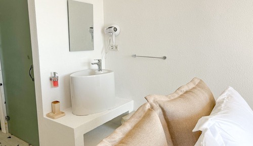 Classic Room, Partial Sea View
