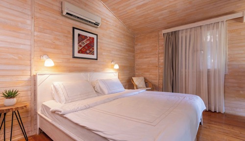 Comfort Double Room, 1 Bedroom, Courtyard View