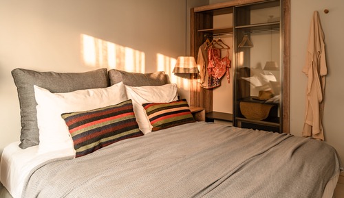 Suite, Sea View