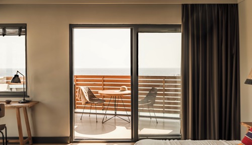 Studio, Sea View