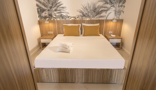 Superior Double or Twin Room, 1 Bedroom, Pool View