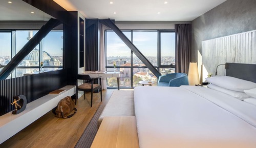 Luxury Room, King Bed, Taksim Square View