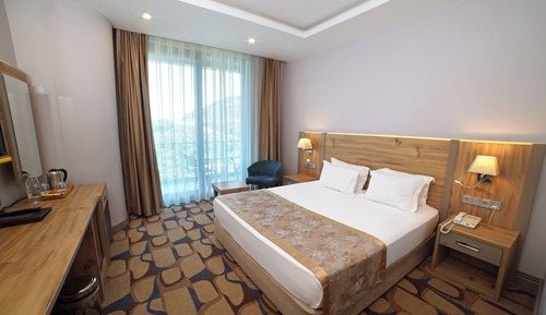Deluxe Room, 1 King Bed, Sea View