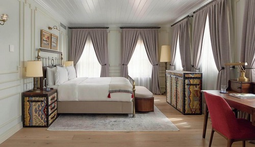 One Bedroom Deluxe Bosphorus Suite