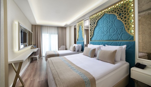 Superior Triple Room