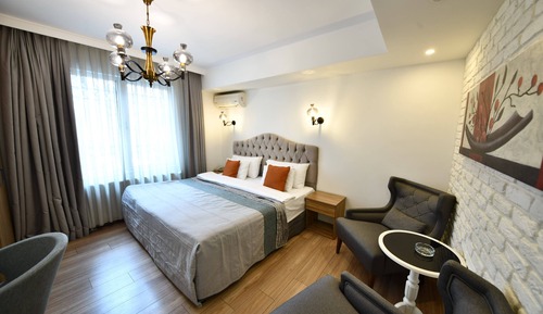 Economy Double or Twin Room