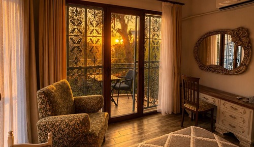 Deluxe Room, Garden View