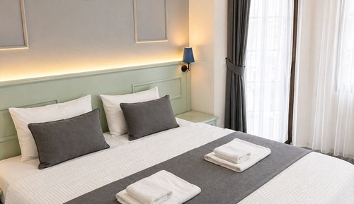 Standard Room, City View