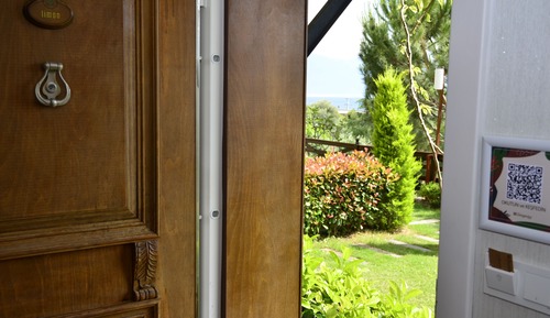 Deluxe Double Room, Pets Allowed, Garden Area