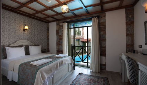 Design Double Room