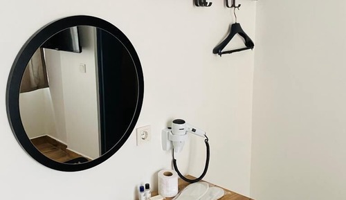 Economy Single Room, Shared Bathroom