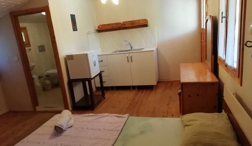 Superior Bungalow, Kitchenette