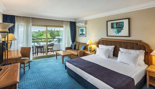 Comfort Standard Room Pool View Annex Building