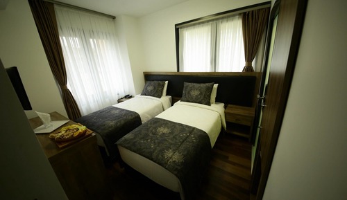 Classic Twin Room