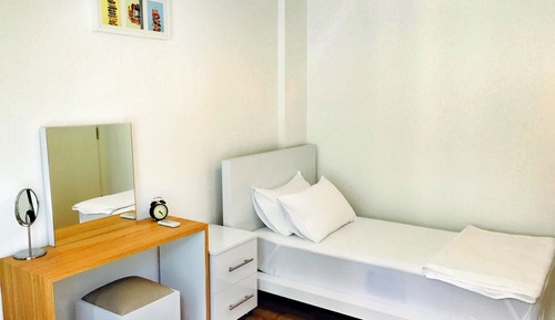 Basic Apartment
