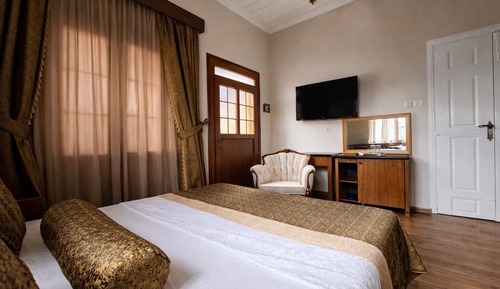 Elite Room