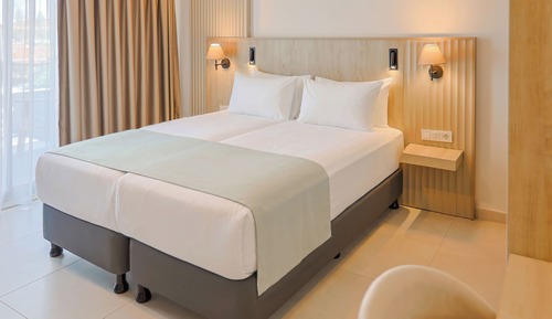 Panoramic Room