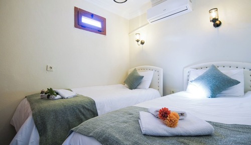 Economy Twin Room