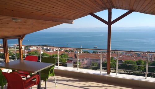 Standard Penthouse, Sea View