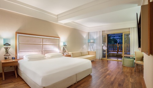 Family Room, 2 Double Beds, Pool View (Deluxe with Swim-Up Pool)