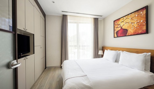Superior Suite, 1 King Bed with Sofa bed, Kitchen