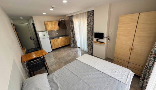 Basic Studio, City View