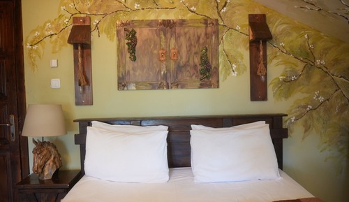 Deluxe Room, Fireplace, River View (Hottub / Jakuzi)