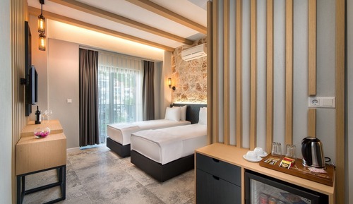 2nd Floor, Twin Bed, Balcony