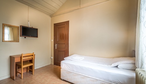 Standard Single Room, Shared Bathroom