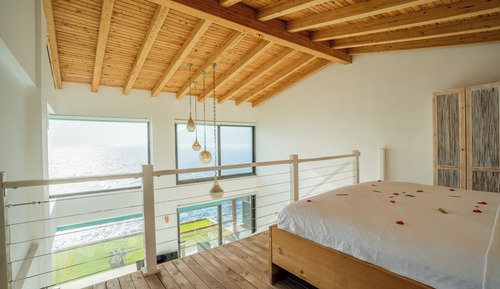 Gallery Suite, Sea View