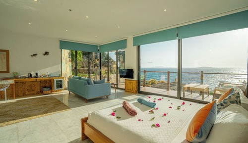 Honeymoon Room, Jetted Tub, Beachfront