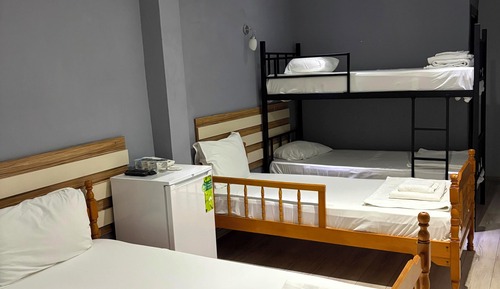 Economy Twin Room