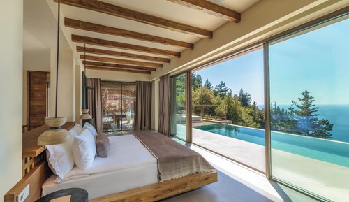 Valley Suite XL Sea View with Private Pool & Yard