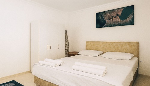 Standard Apartment, Multiple Beds, Pool View