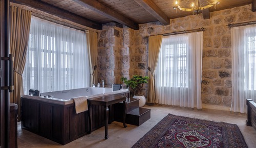 Royal Suite