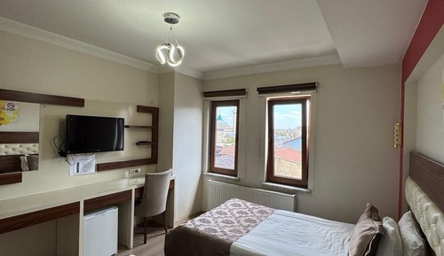 Standard Twin Room, City View