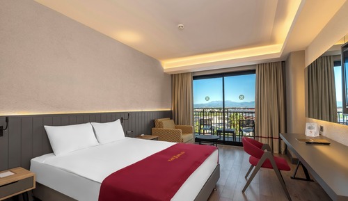 Superior Triple Room