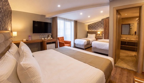 Comfort Quadruple Room