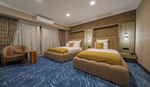 Deluxe Triple Room, Garden View