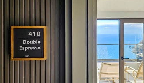 Panoramic Sea View King Suite