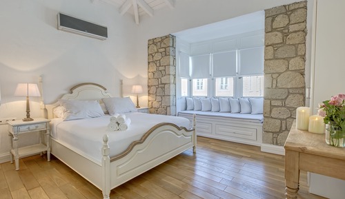 Superior Double Room, City View