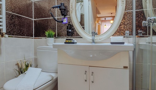 Executive Studio Suite