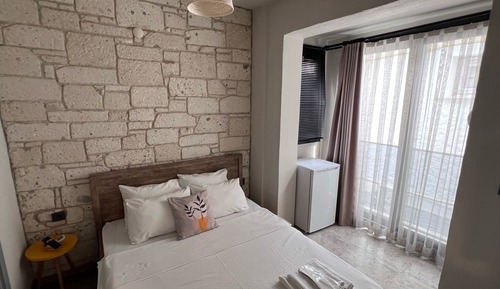 Double Room, 1 Queen Bed, Private Bathroom