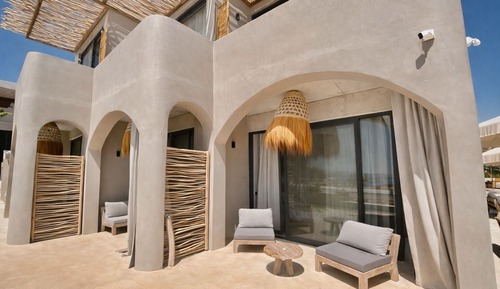 King Room With Pool View